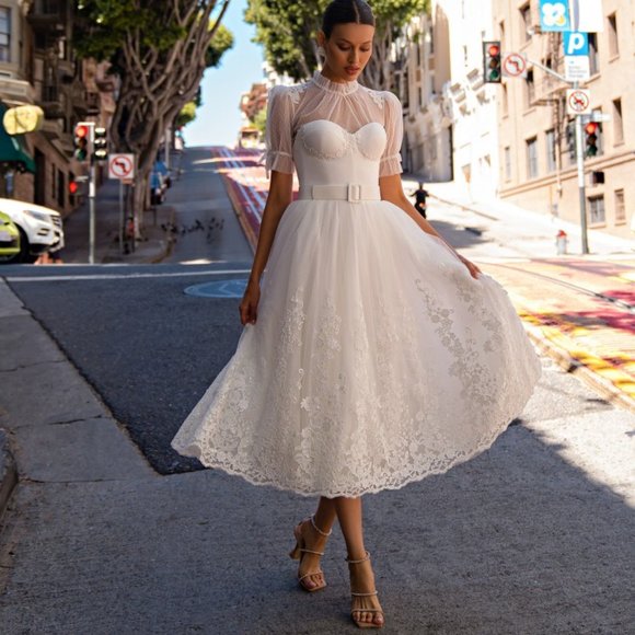 Wedding 2 piece Set ANNET corset Dress + Removable Bolero Size 2 Floor sample - Picture 3 of 8